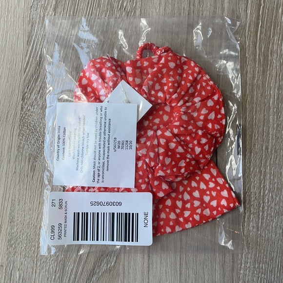 Ann Taylor Mask + Scrunchie Set - Picture 2 of 3